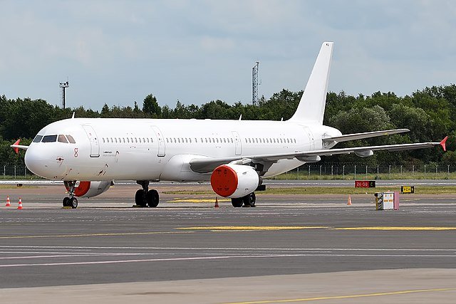 Airbus 321 charter aircraft